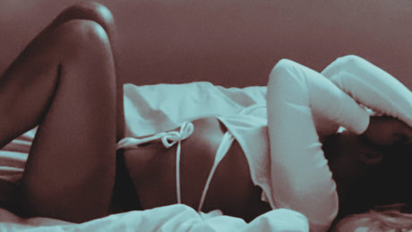 Foto desnuda filtrada de OnlyFans de Hon3yb