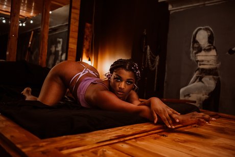 Foto desnuda filtrada de OnlyFans de Sydnee
