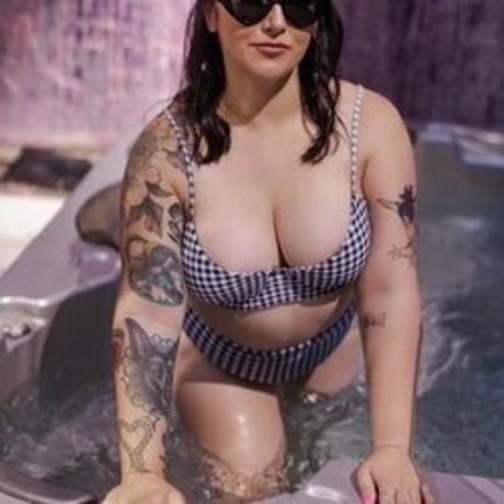 Foto desnuda filtrada de OnlyFans de A Whore Formally Known As