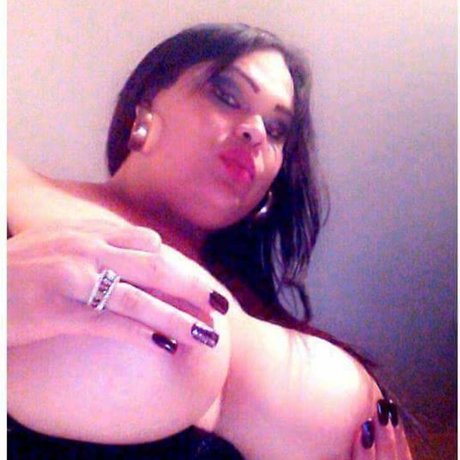 Foto desnuda filtrada de OnlyFans de Scarlet0784