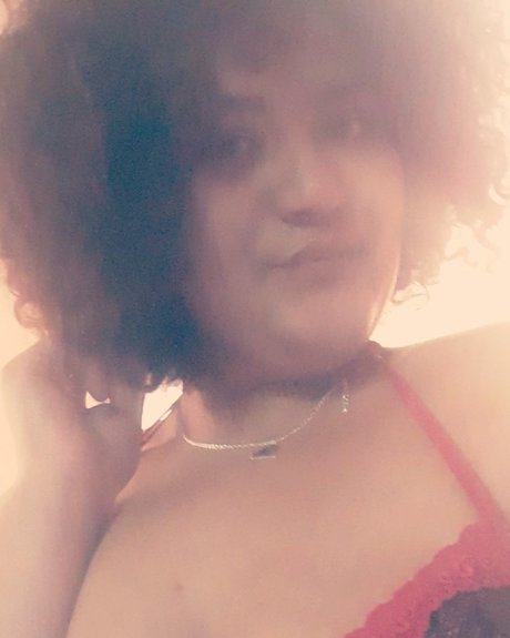 Foto desnuda filtrada de OnlyFans de Queenie