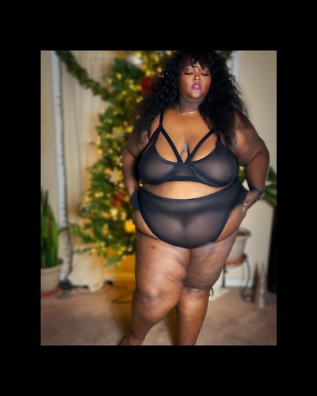 Foto desnuda filtrada de OnlyFans de Saucye West