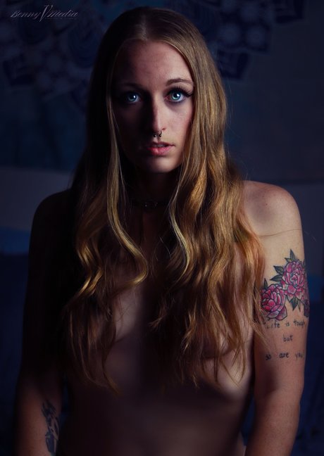 Foto desnuda filtrada de OnlyFans de Mischa Fox