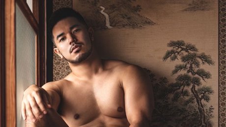 Foto desnuda filtrada de OnlyFans de Satoshi
