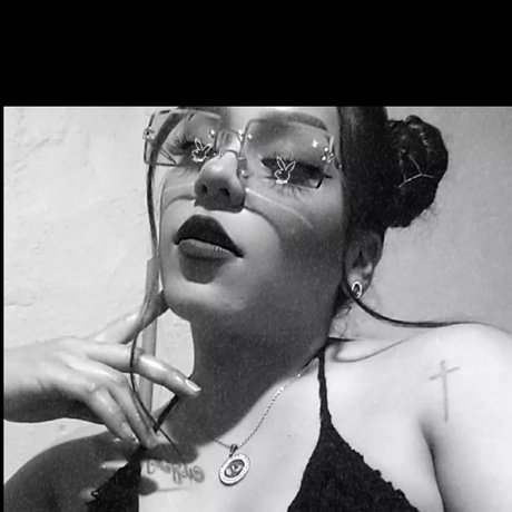 Foto desnuda filtrada de OnlyFans de Neva Vazquez