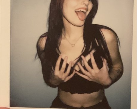 Foto desnuda filtrada de OnlyFans de Sierra