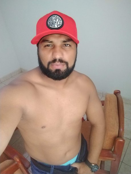 Foto desnuda filtrada de OnlyFans de Leonel Chirinos