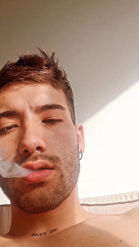 Foto desnuda filtrada de OnlyFans de Sebastian