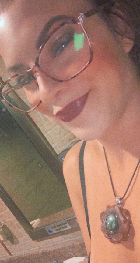 Foto desnuda filtrada de OnlyFans de Athena