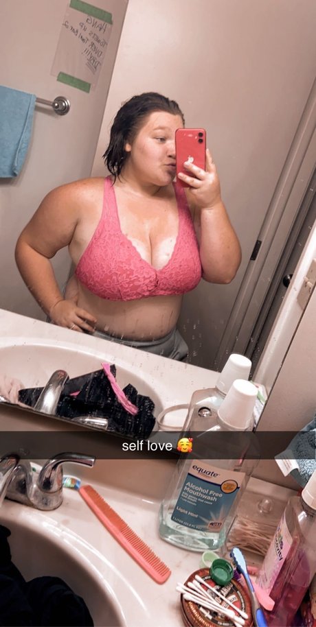 Foto desnuda filtrada de OnlyFans de Angela Renee