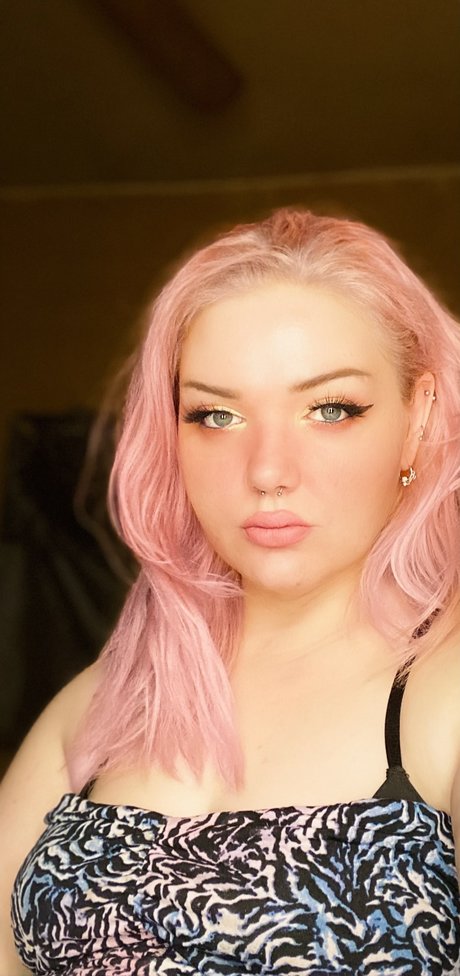 Foto desnuda filtrada de OnlyFans de Rosenrot