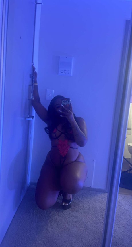 Tia Stacks