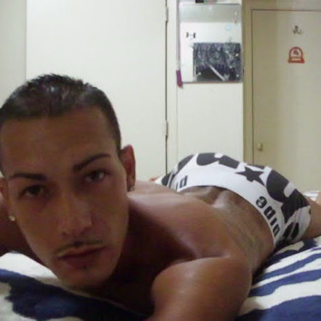 Foto desnuda filtrada de OnlyFans de Yonumba1 Daddydik