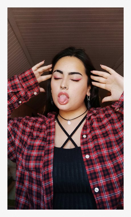 Foto desnuda filtrada de OnlyFans de Lesly