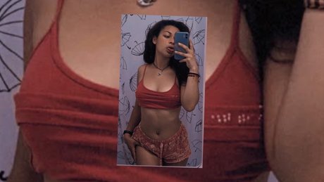 Foto desnuda filtrada de OnlyFans de Thequeeny 