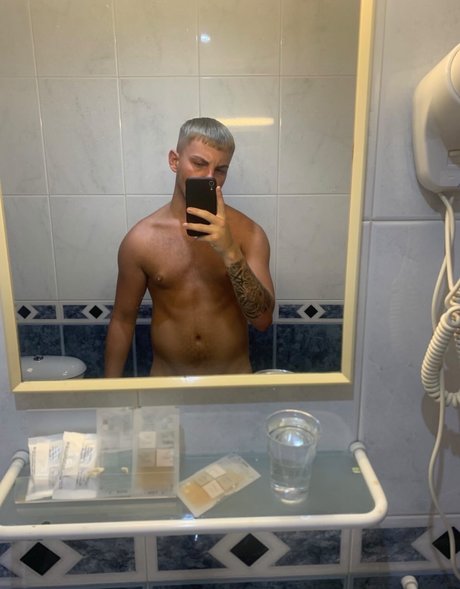 Foto desnuda filtrada de OnlyFans de Reg 