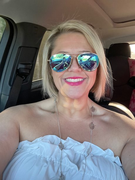 Foto desnuda filtrada de OnlyFans de Thicknjewc