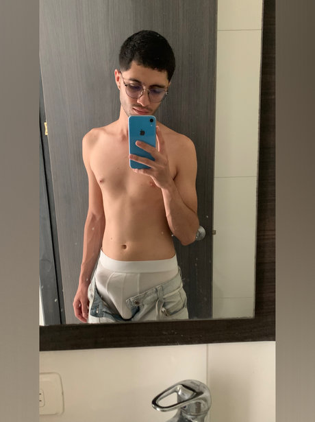 Foto desnuda filtrada de OnlyFans de Yejho