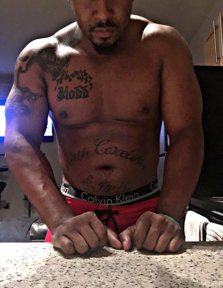 Foto desnuda filtrada de OnlyFans de Oftenlong