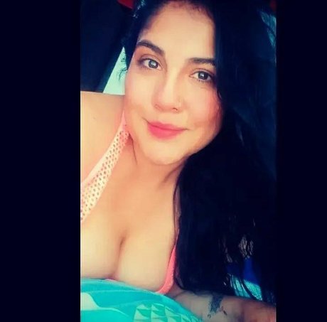 Foto desnuda filtrada de OnlyFans de Alma Alba