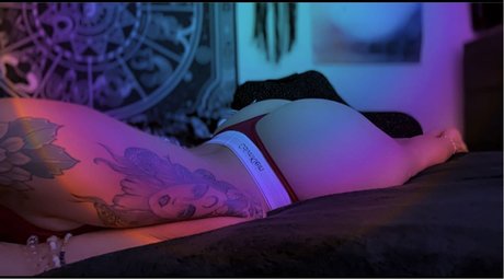 Foto desnuda filtrada de OnlyFans de Tbaby