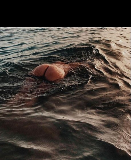 Foto desnuda filtrada de OnlyFans de Musa