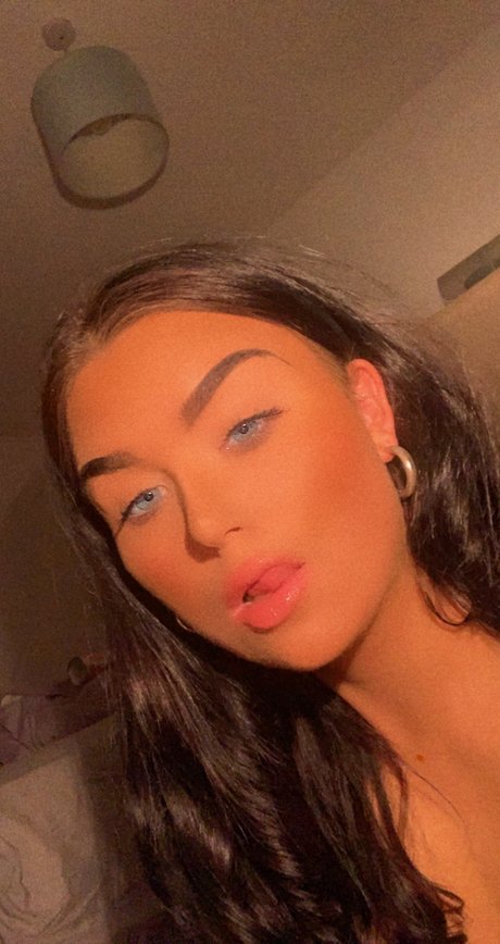 Foto desnuda filtrada de OnlyFans de Georgia