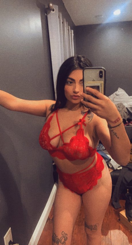 Foto desnuda filtrada de OnlyFans de Sune