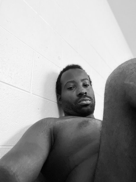 Foto desnuda filtrada de OnlyFans de Daddy Zacc Xxx