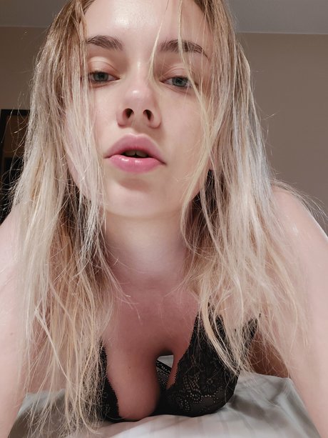 Foto desnuda filtrada de OnlyFans de Nikidarling