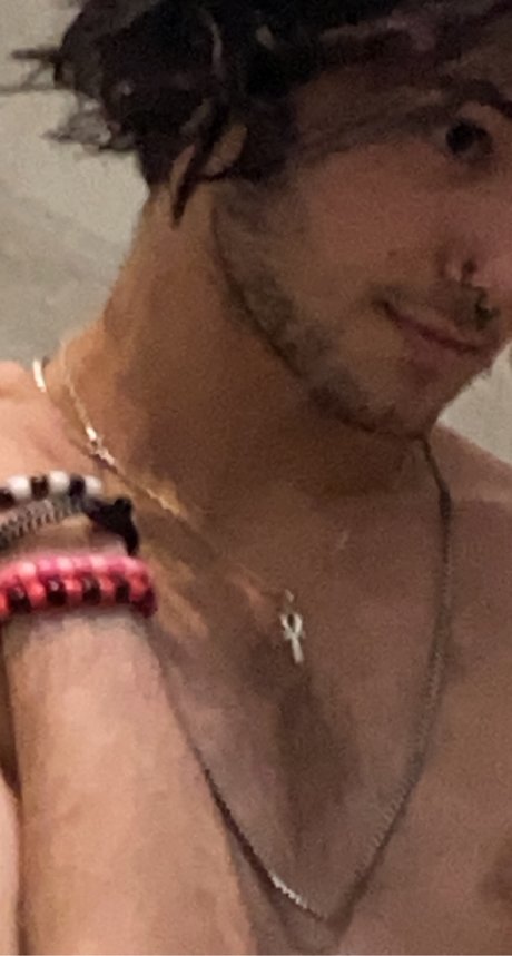 Foto desnuda filtrada de OnlyFans de Zan