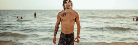 Foto desnuda filtrada de OnlyFans de Thevegantarzan