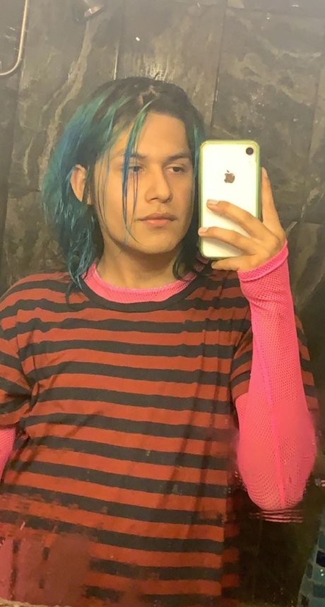 Foto desnuda filtrada de OnlyFans de Luis