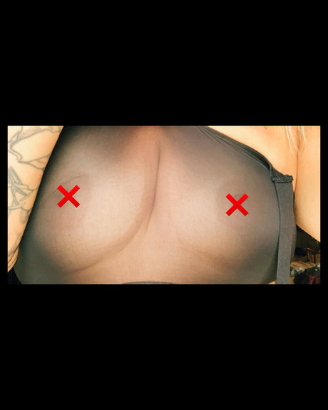 Foto desnuda filtrada de OnlyFans de Curvybabexo