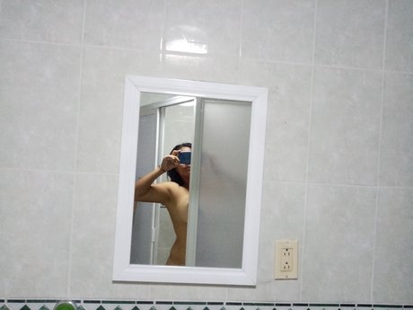 Foto desnuda filtrada de OnlyFans de Yuuki Cruz