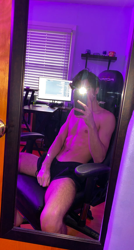 Foto desnuda filtrada de OnlyFans de Kyos