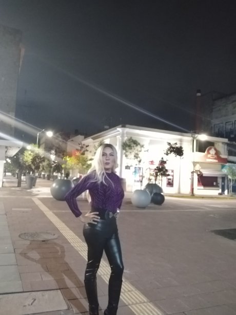 Foto desnuda filtrada de OnlyFans de Ale Cassandra Maya