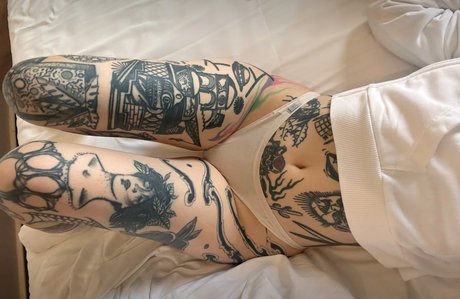 Foto desnuda filtrada de OnlyFans de Mia 