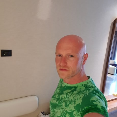 Foto desnuda filtrada de OnlyFans de Twobone