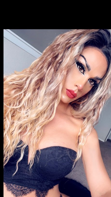Tsbarbiehuge
