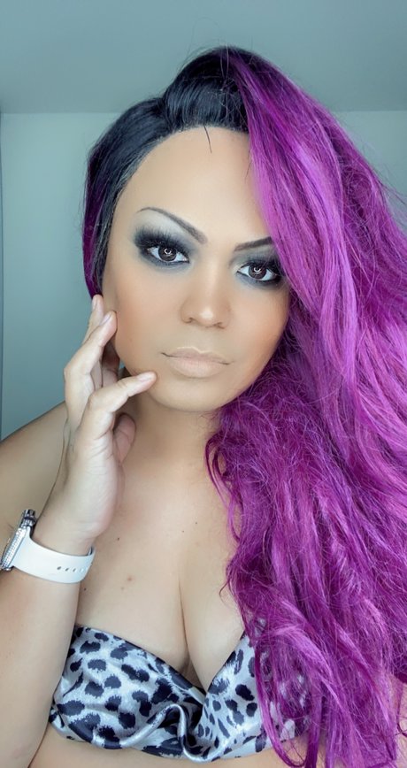 Foto desnuda filtrada de OnlyFans de Ashley Dior