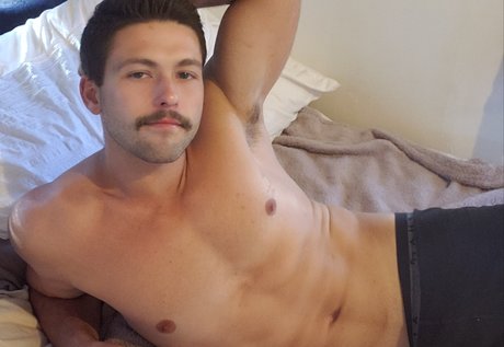 Foto desnuda filtrada de OnlyFans de Tyler Wilson