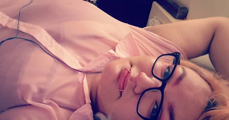 Foto desnuda filtrada de OnlyFans de Twotriyin