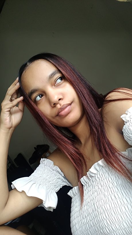Foto desnuda filtrada de OnlyFans de Yisela Escobar