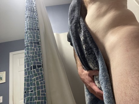 Foto desnuda filtrada de OnlyFans de Zeus