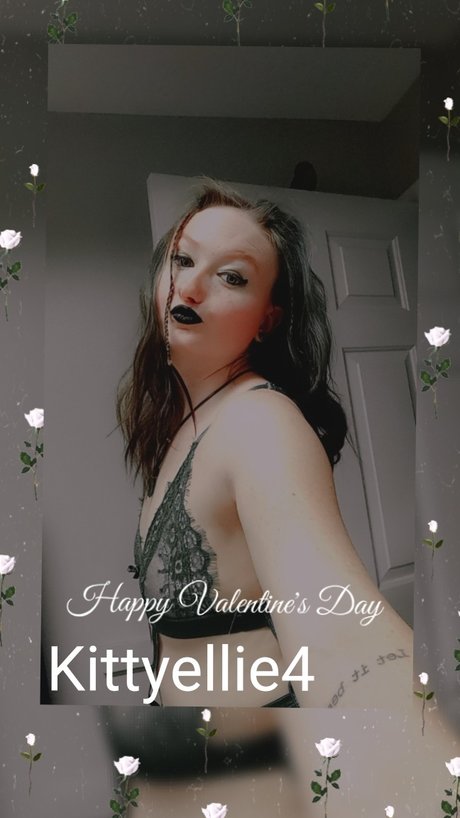 Foto desnuda filtrada de OnlyFans de Kittyellie4