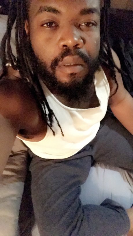 Foto desnuda filtrada de OnlyFans de Zez