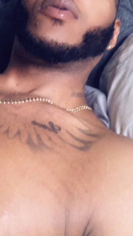 Foto desnuda filtrada de OnlyFans de Zerofuxxsgivin