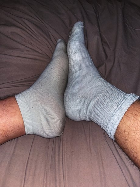 Feet Nudes