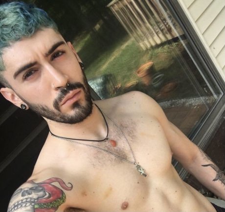 Foto desnuda filtrada de OnlyFans de Ksatyrxxx